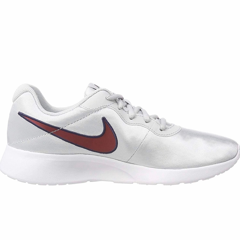 Nike Tanjun SE Women’s Running Shoe